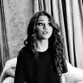 Selena Gomez Gif